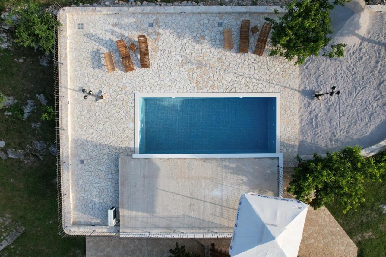 Patakun Holiday Home For 5, With Heated Pool Lecevica Exterior foto